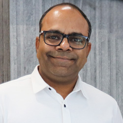 Portrait of Dr. Chaxwesh Agrahari